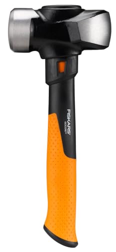 Fiskars Fäustel IsoCore M für den Einsatz...