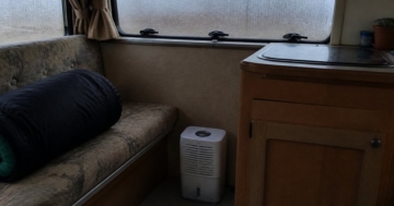 Kleiner Luftentfeuchter im Wohnwagen